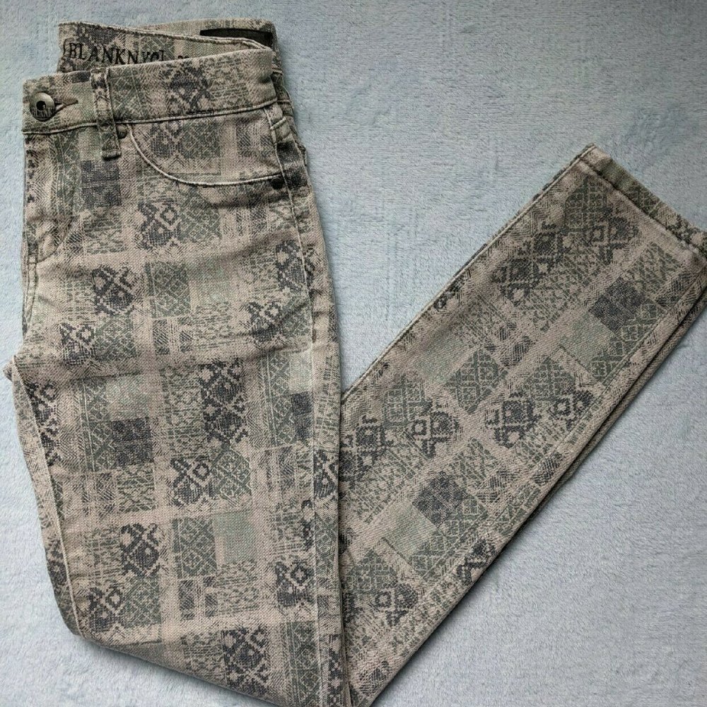 Blank NYC "The Love and Theft" Aztec Patch Printed Denim Straight Leg Jeans 26"